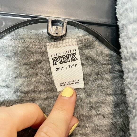 Victoria's Secret PINK Reversible Robe Black XS Hooded Plush Fair Isle Fleece - Picture 4 of 10